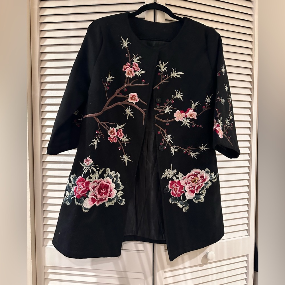 Embroidered embellished flowers black coat for spring